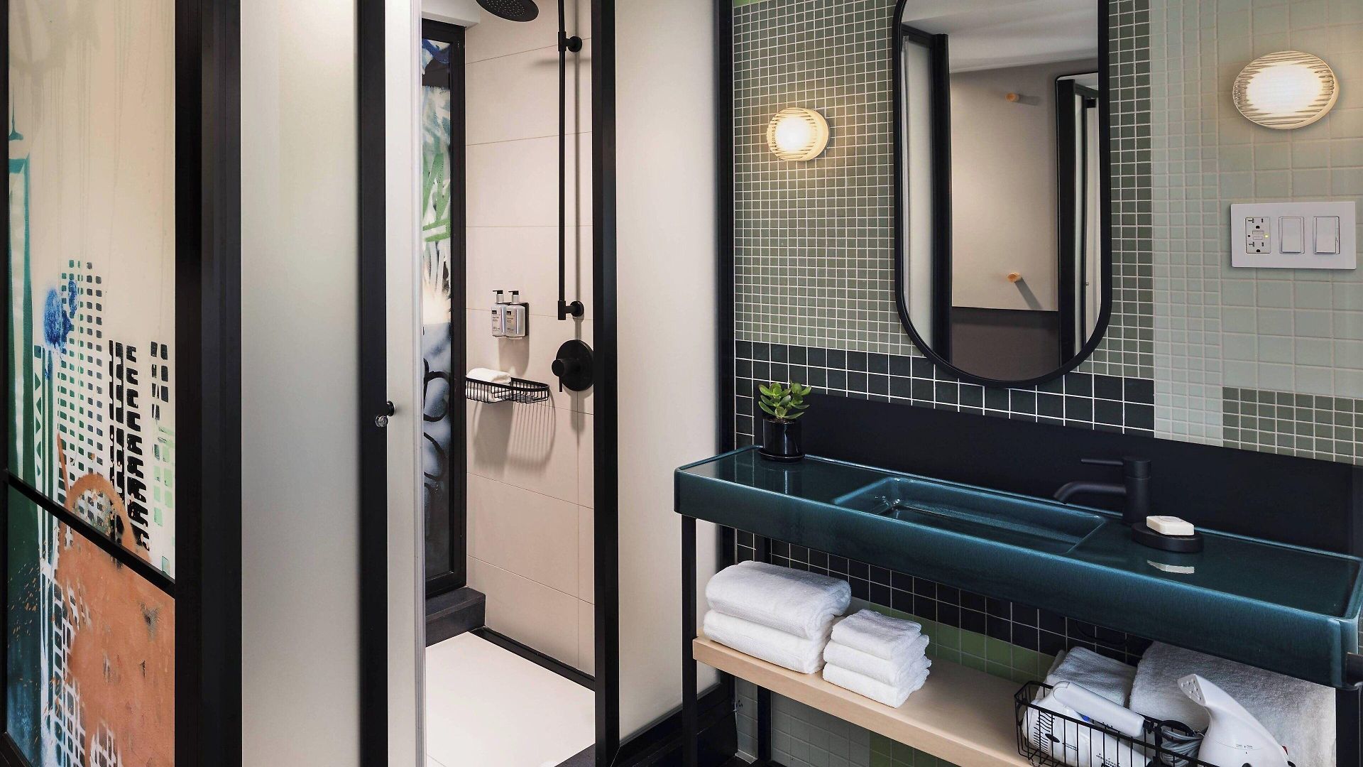 Moxy Nyc East Village Hotel 3*