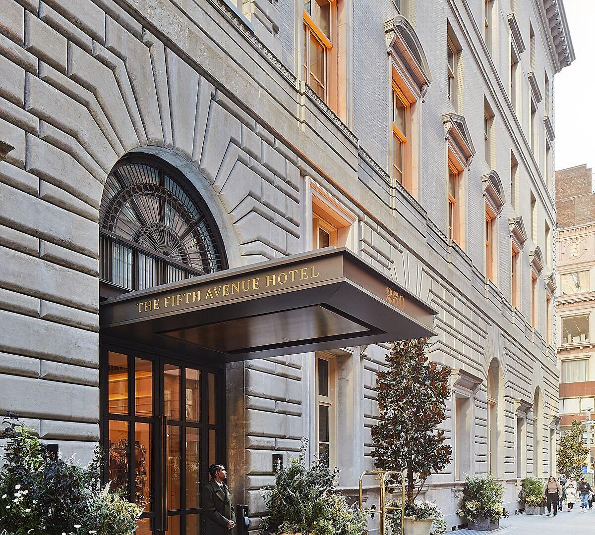 The Fifth Avenue