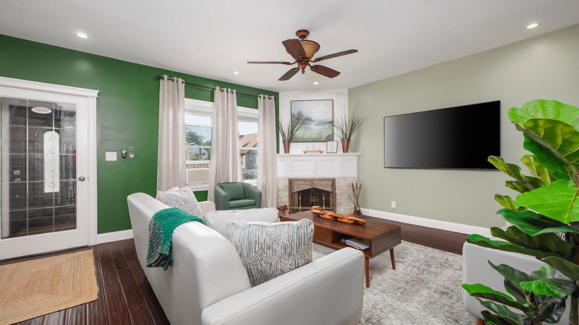 The Oasis Duplex 12 Minutes Away From Jfk Holiday home New York