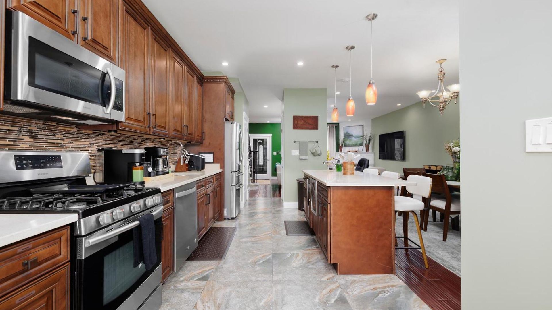Holiday home The Oasis Duplex 12 Minutes Away From Jfk New York