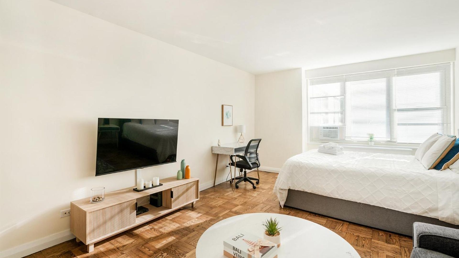 Lovely And Comfy In Nyc Apartment