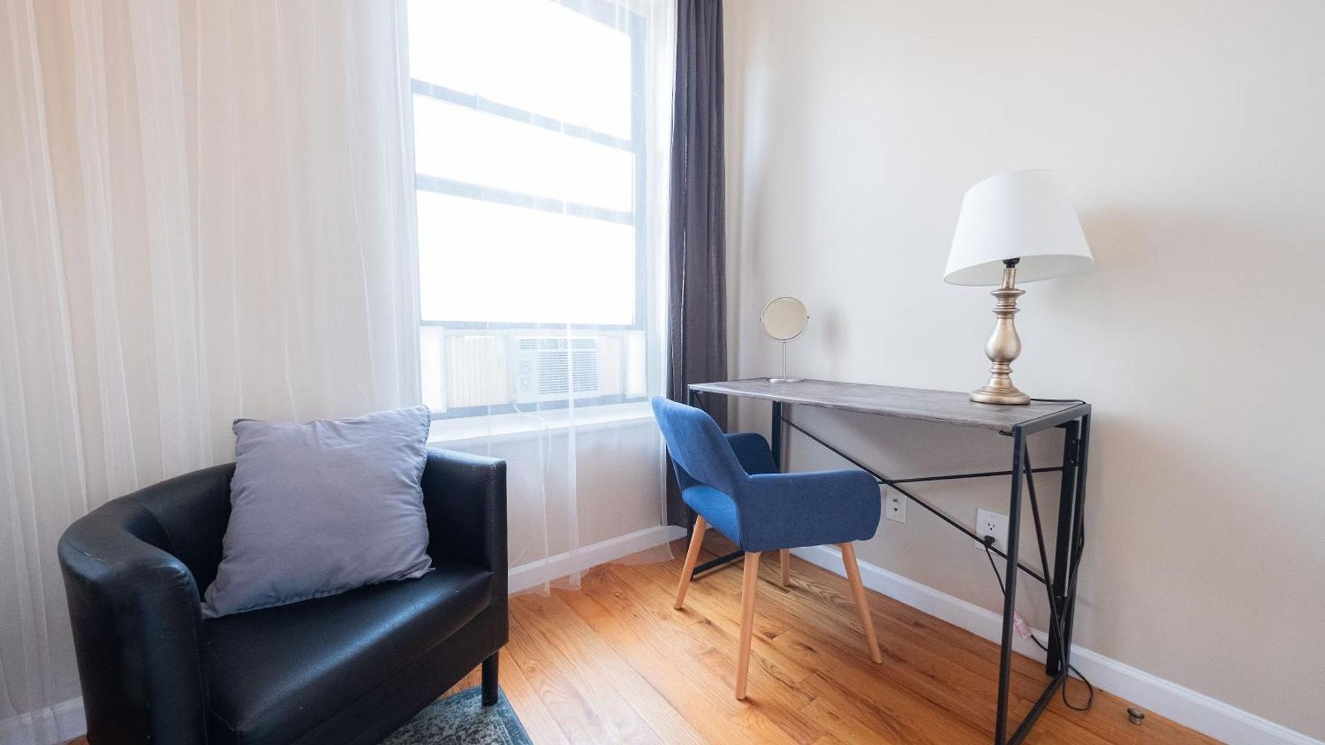Apartment 3br Two Blocks To Park Elevator, Laundry, Virtual Doorman