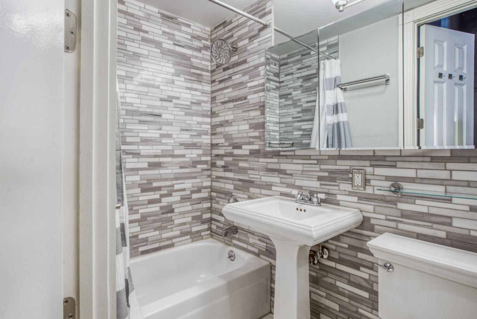 W Village 1br W Wd Elevator Nr A Train Nyc-887 New York