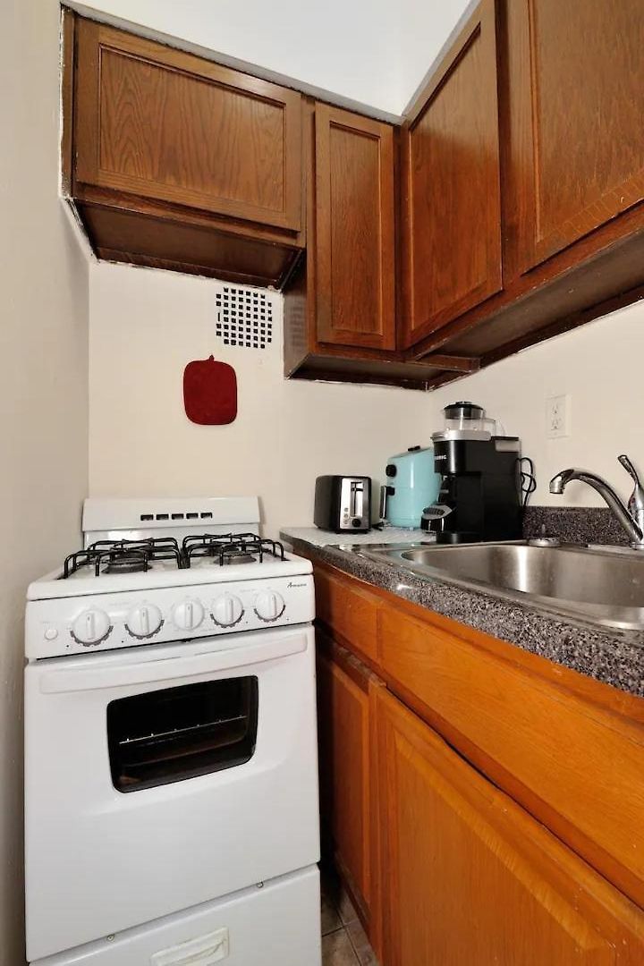 Apartment Amazing Upper East Side Studio! Epic Location!, June To Aug 90 Days Required *