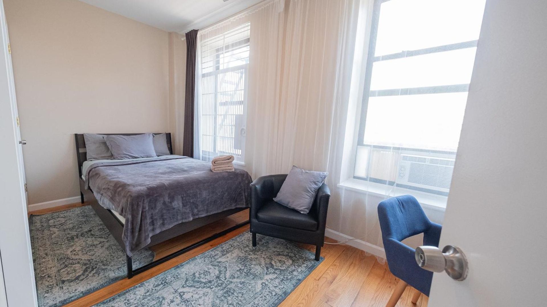 3br Two Blocks To Park Elevator, Laundry, Virtual Doorman * New York
