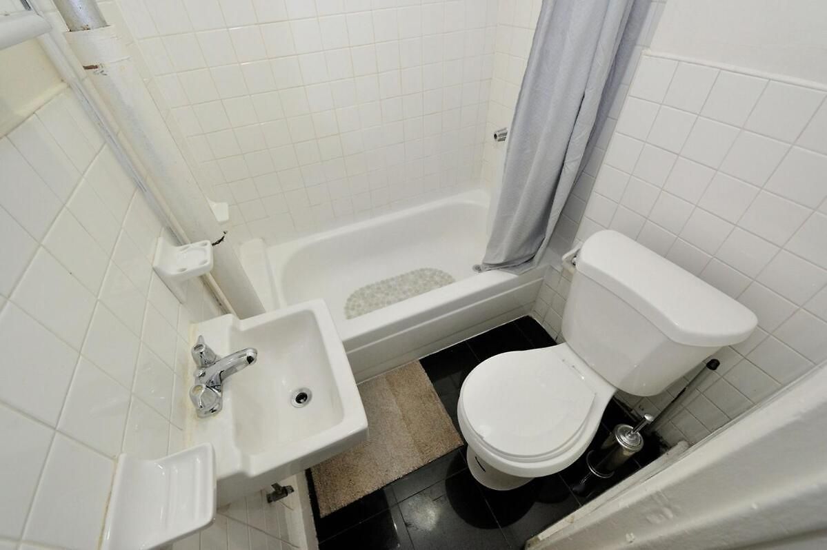 Furnished 2 Bedroom In Lennox Hill, June To Aug 90 Days Required Apartment New York