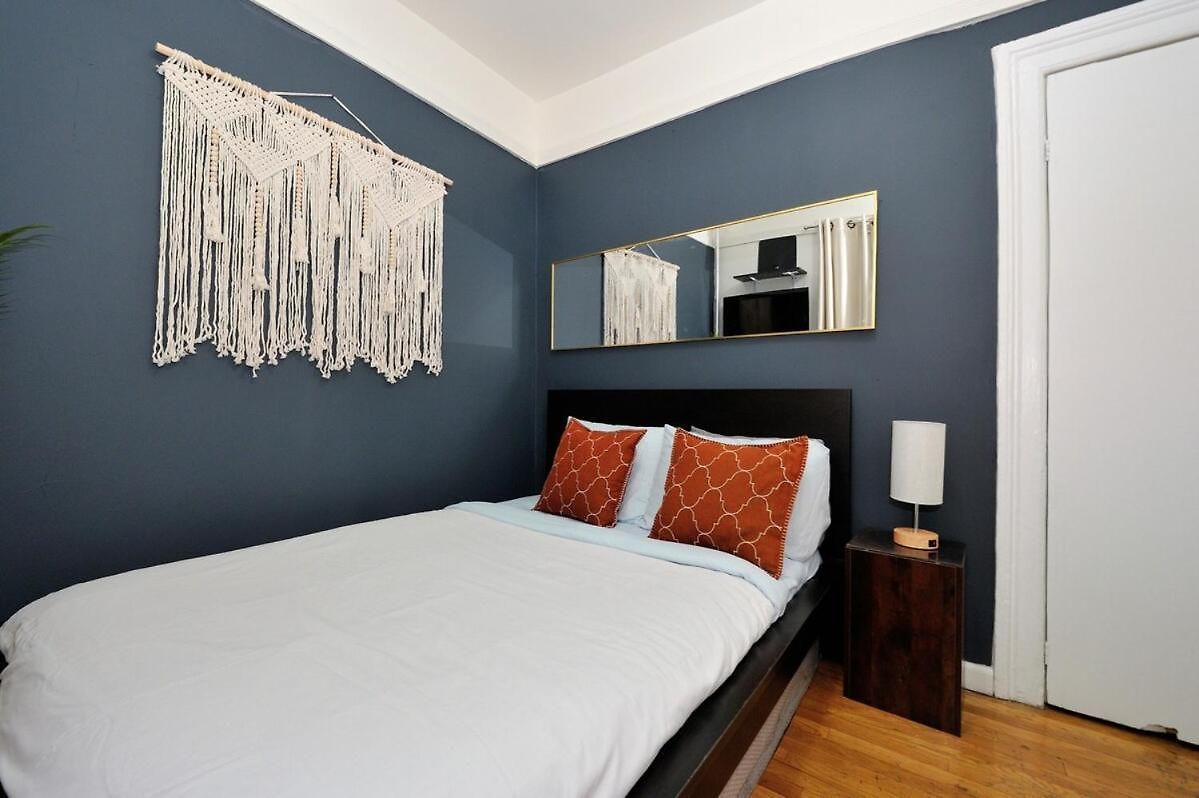 Furnished 2 Bedroom In Lennox Hill, June To Aug 90 Days Required New York