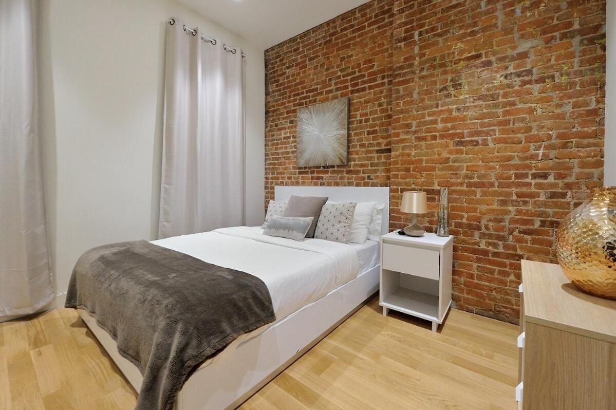 Spacious 2br 2ba With Rooftop Walk To Times Square, June To Aug 90 Days Required * New York