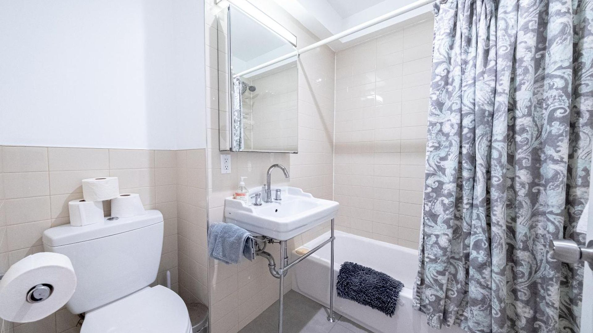 3br Two Blocks To Park Elevator, Laundry, Virtual Doorman *
