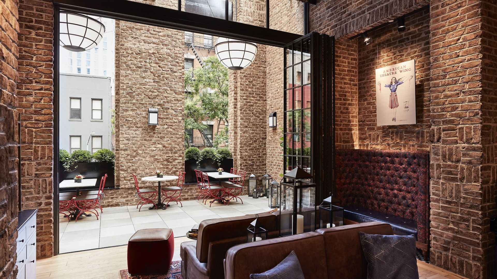 Hotel Civilian 4*