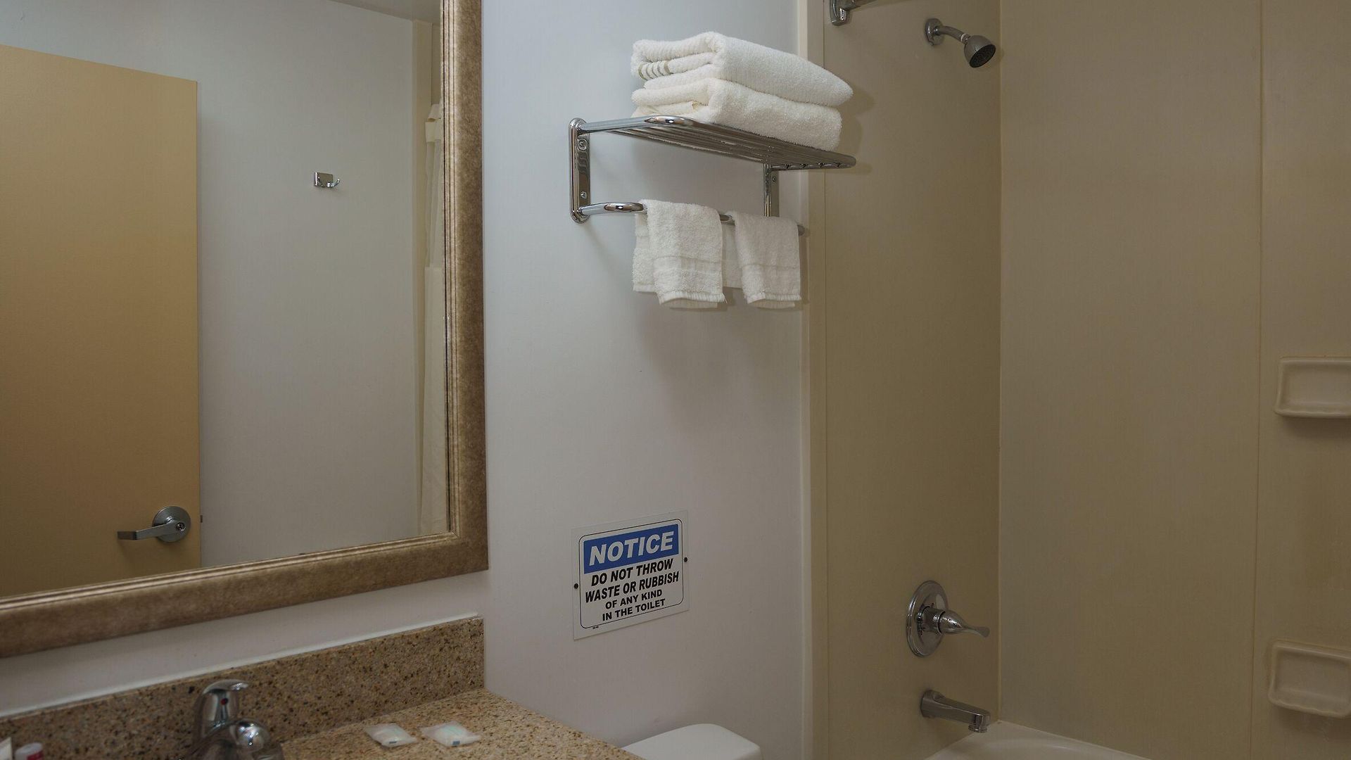 Sky Flushing/laguardia Airport Hotel 4*