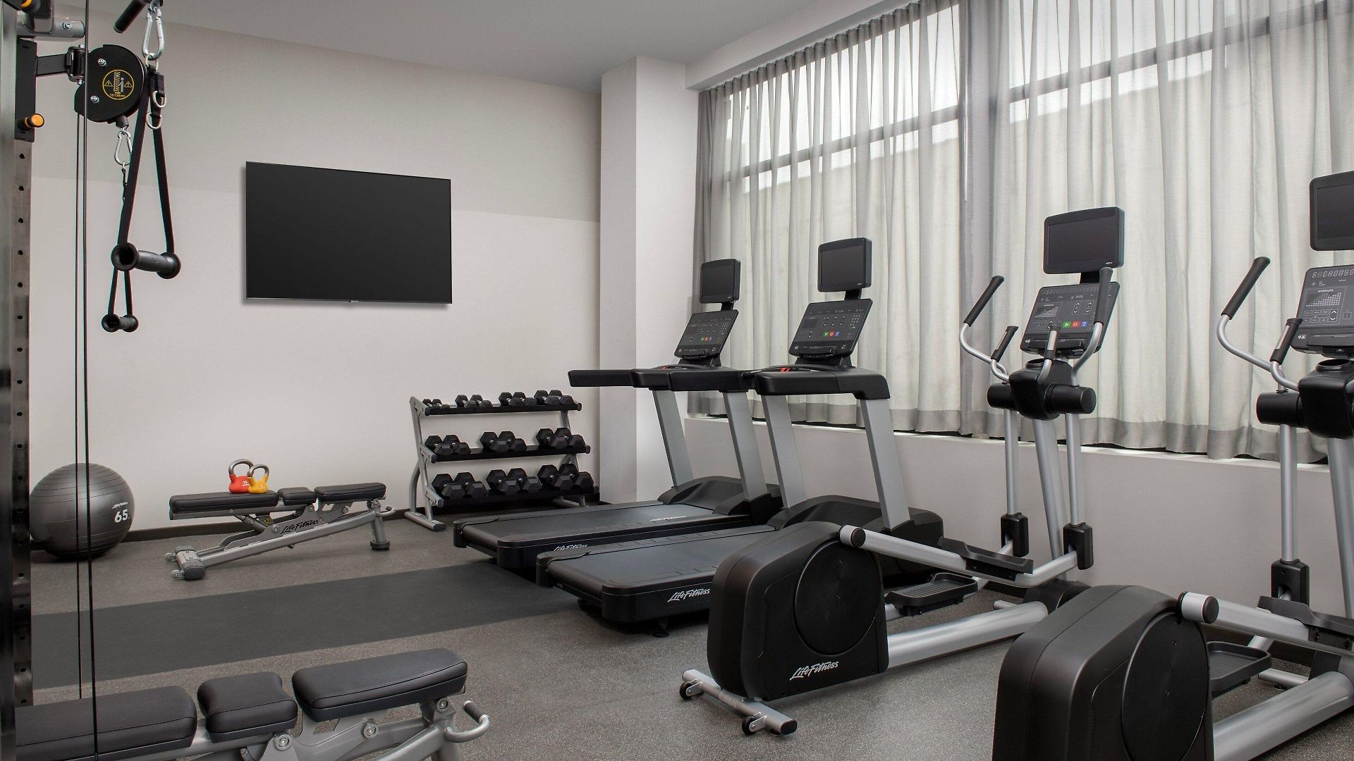 Springhill By Marriott Queens Hotel 3*