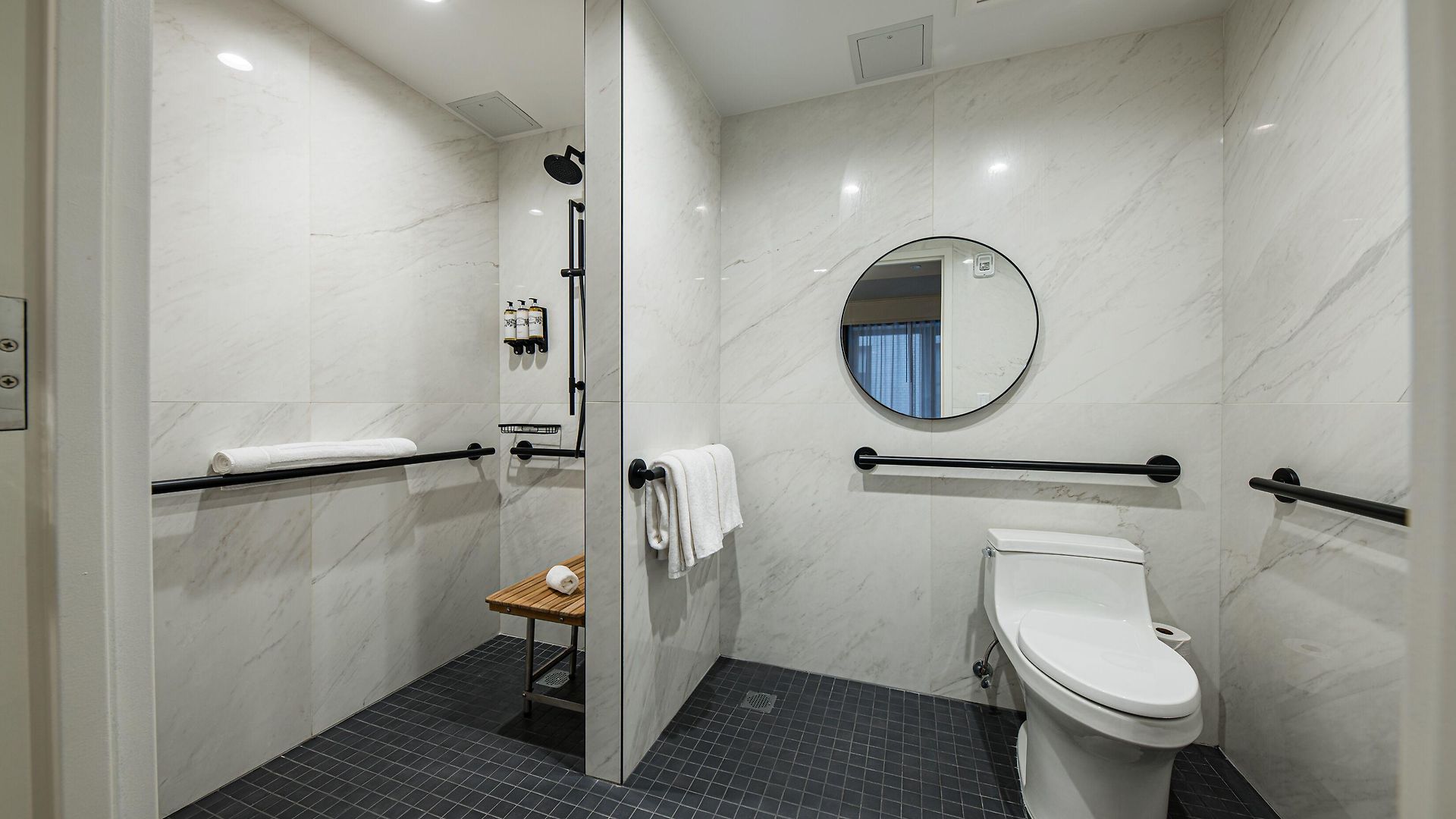 Hotel Pestana Park Avenue 4*
