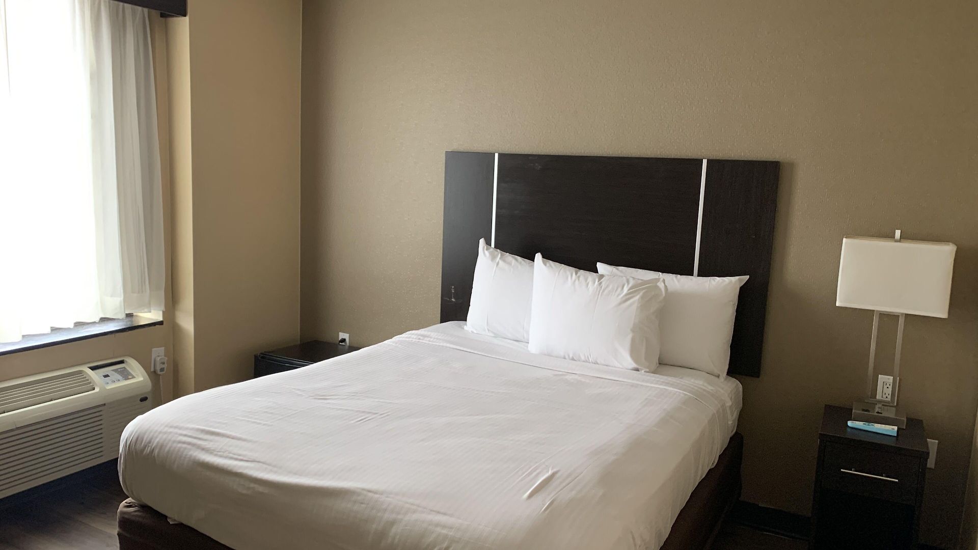 Hotel Pitkin New York