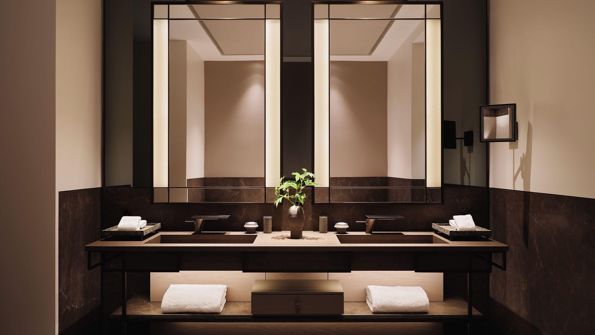 Hotel Aman