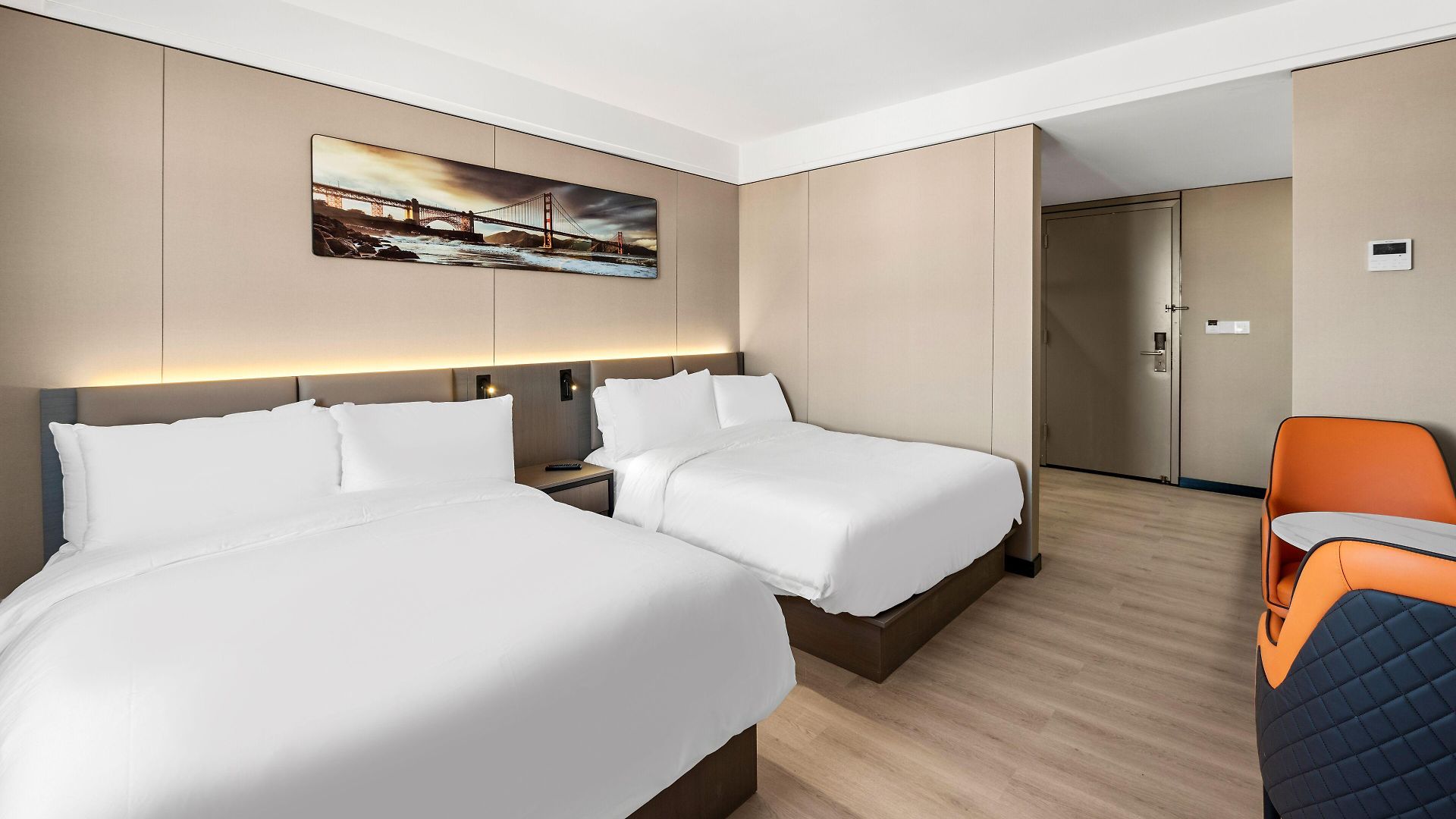 Ly Hotel 2*