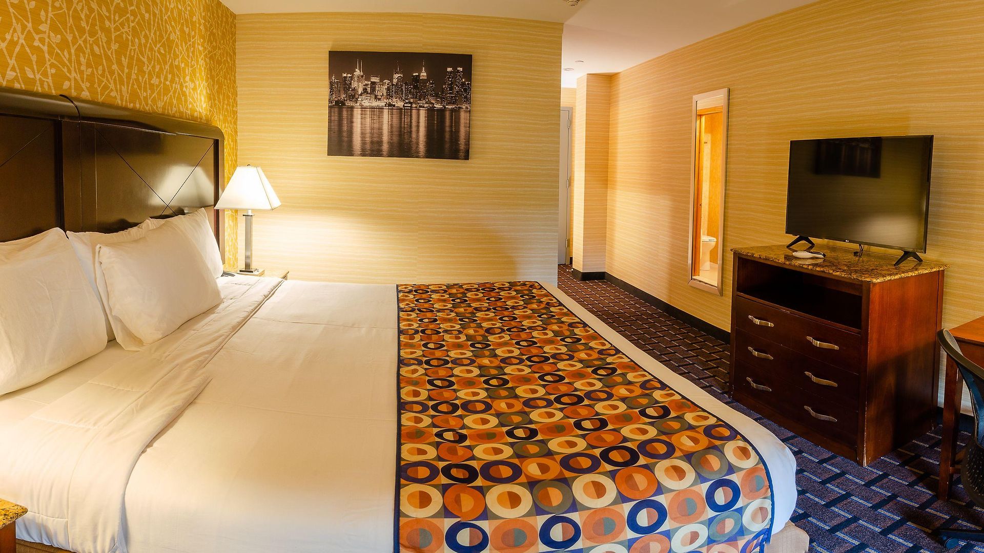 Elmhurst 3* New York