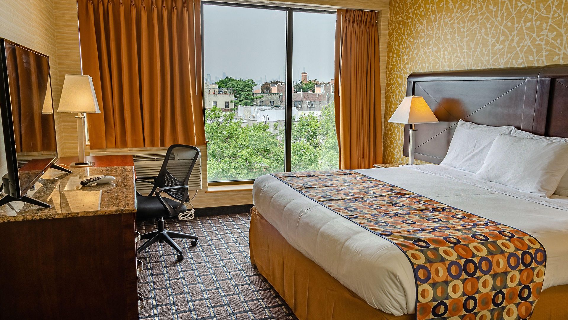 Elmhurst 3* New York