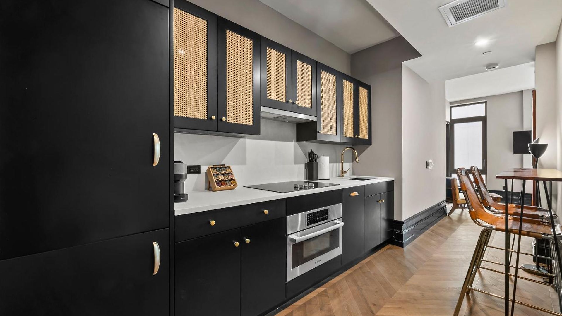 Freeman 901 By Rove Travel - With Shared Amenities *