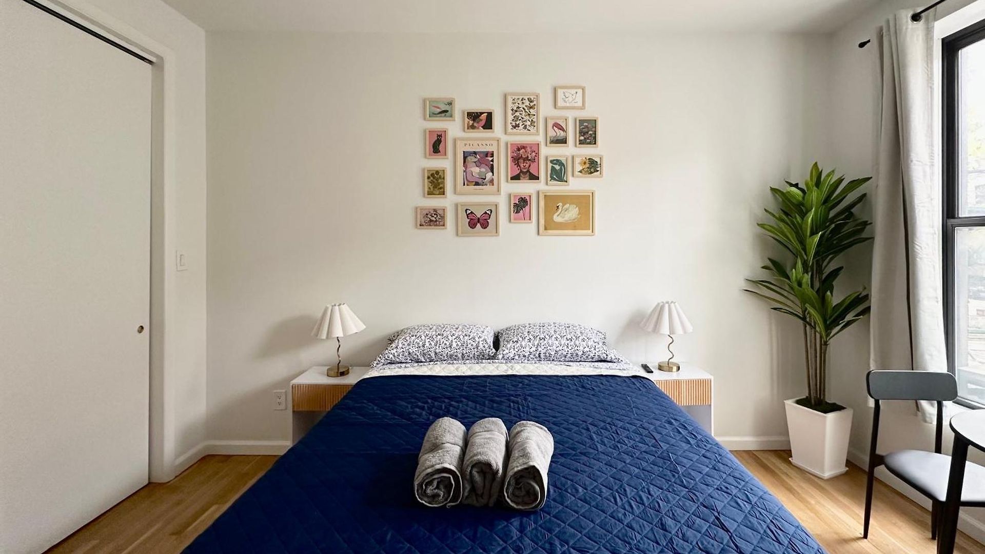 The Marquee House Guest house *
