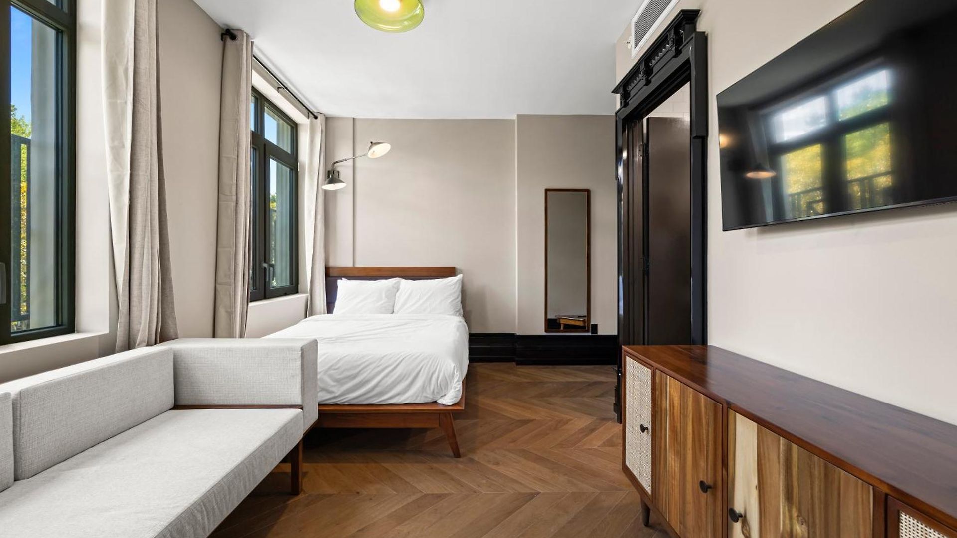 Freeman 303 By Rove Travel - 1br With Shared Amenities Holiday home *