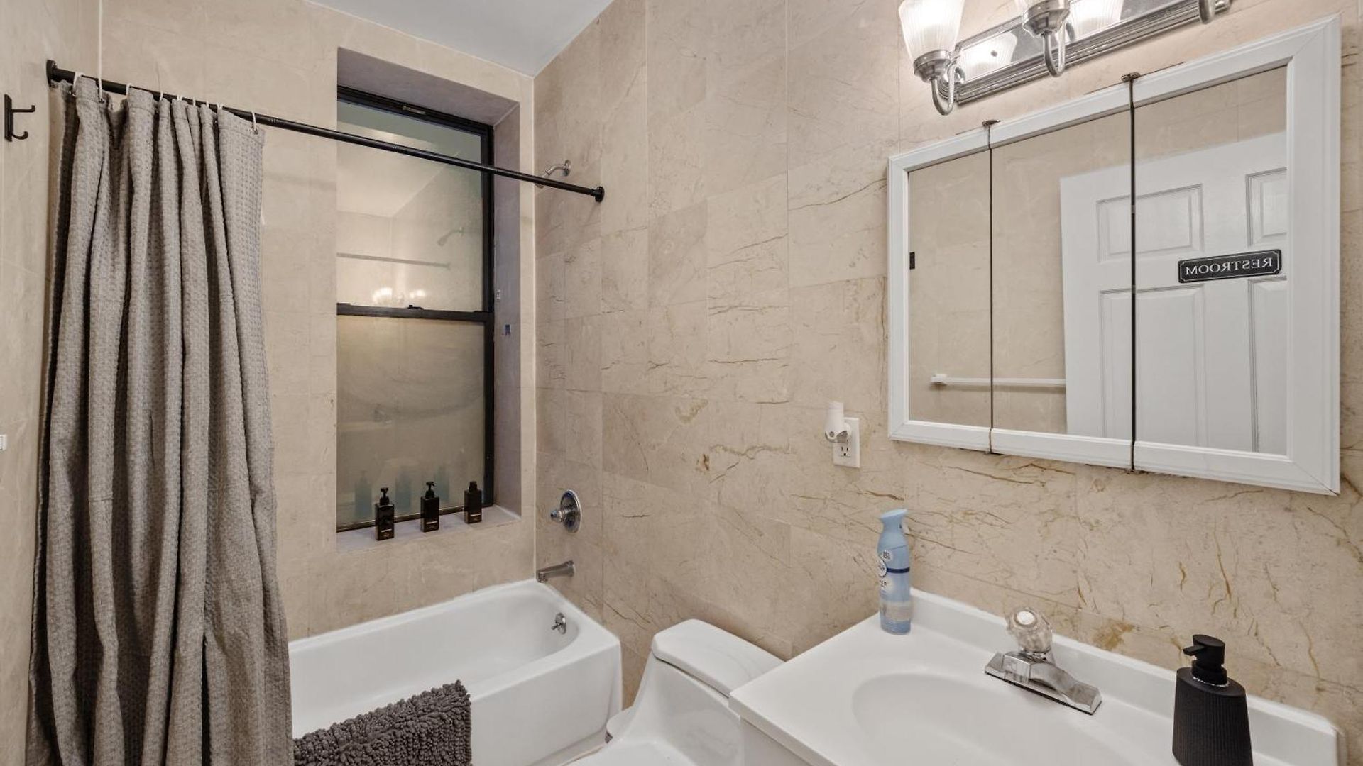 Guest house Times Square Heart - The Global Nook - Cozy Private *