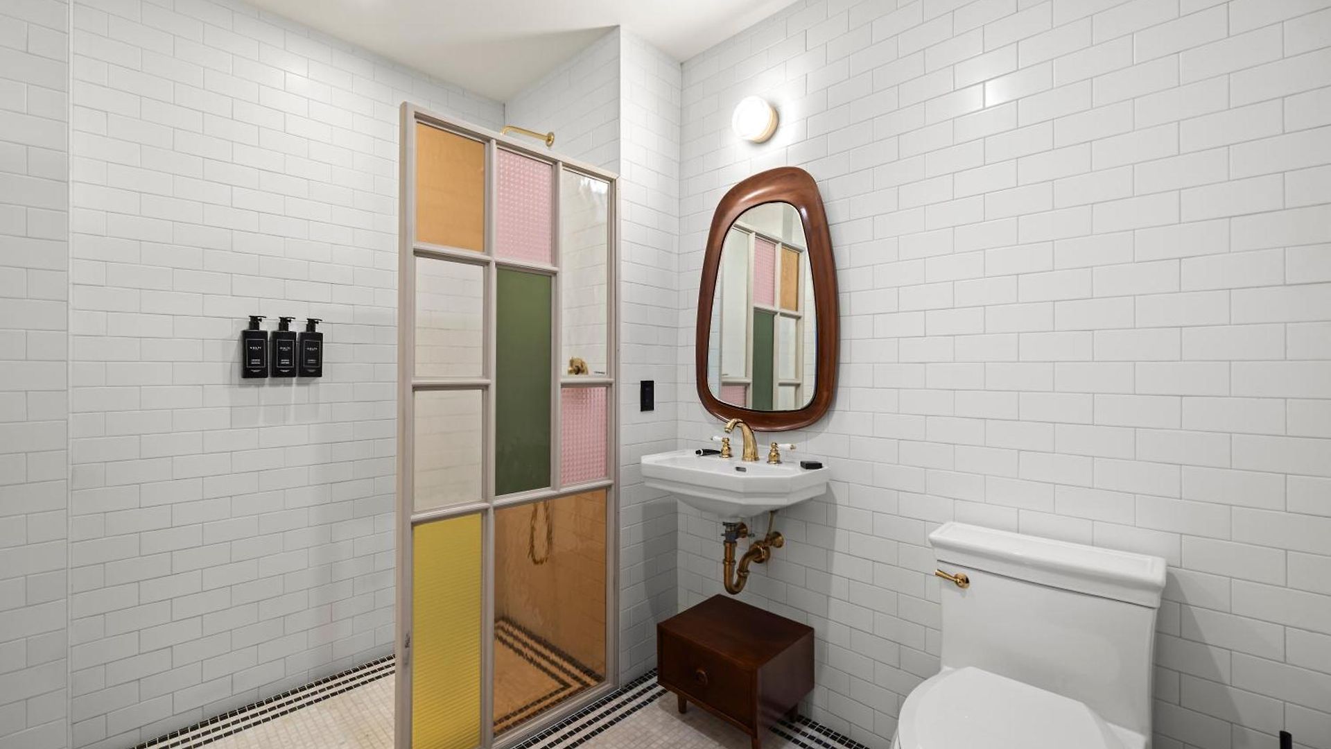 Freeman 303 By Rove Travel - 1br With Shared Amenities *