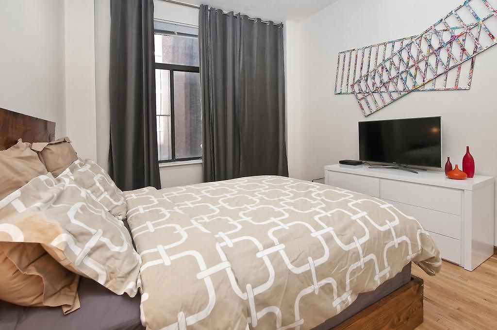 Luxury Next To Times Square New York