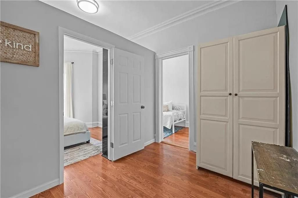 Tranquil 2 Bedroom In Brooklyn Apartment *