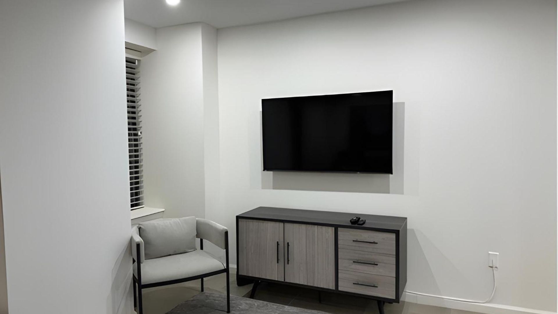 Planurstay - Spacious Midtown West Fully-serviced - 1br & 1bth