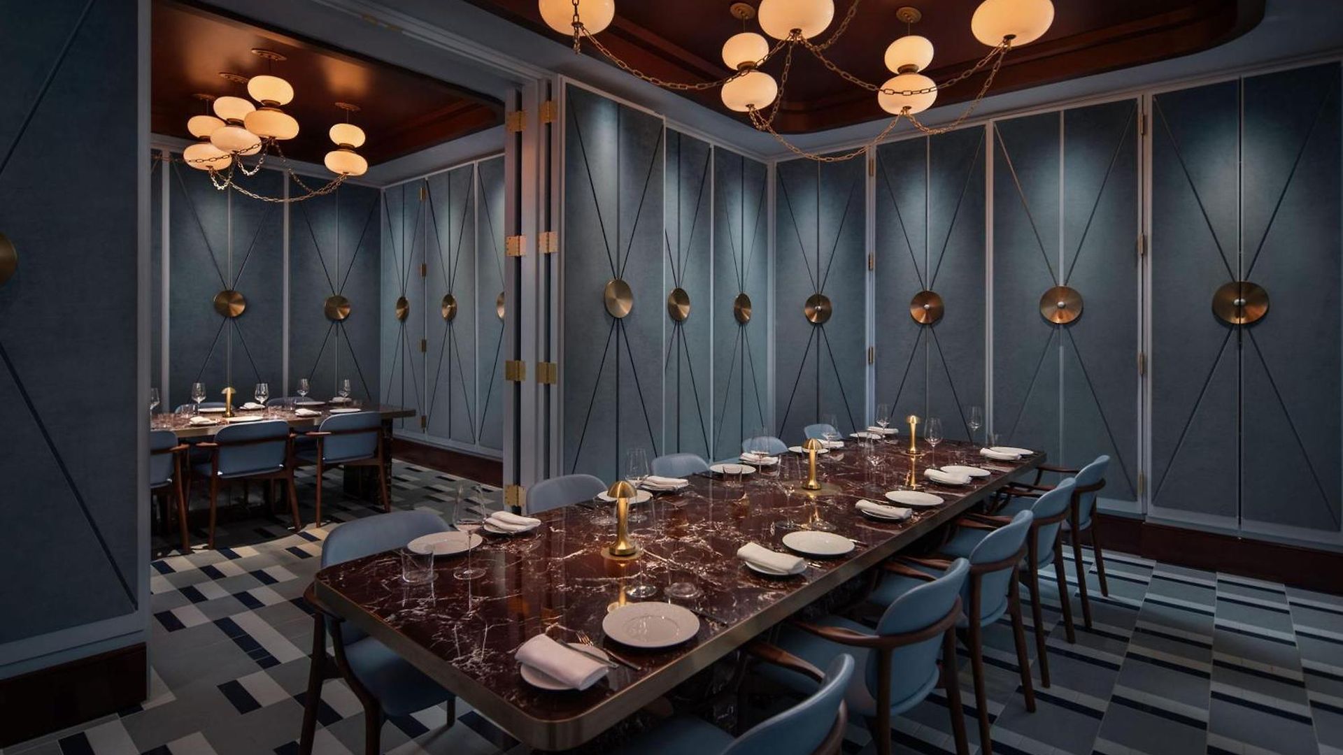 Waldorf Astoria Hotel 5*