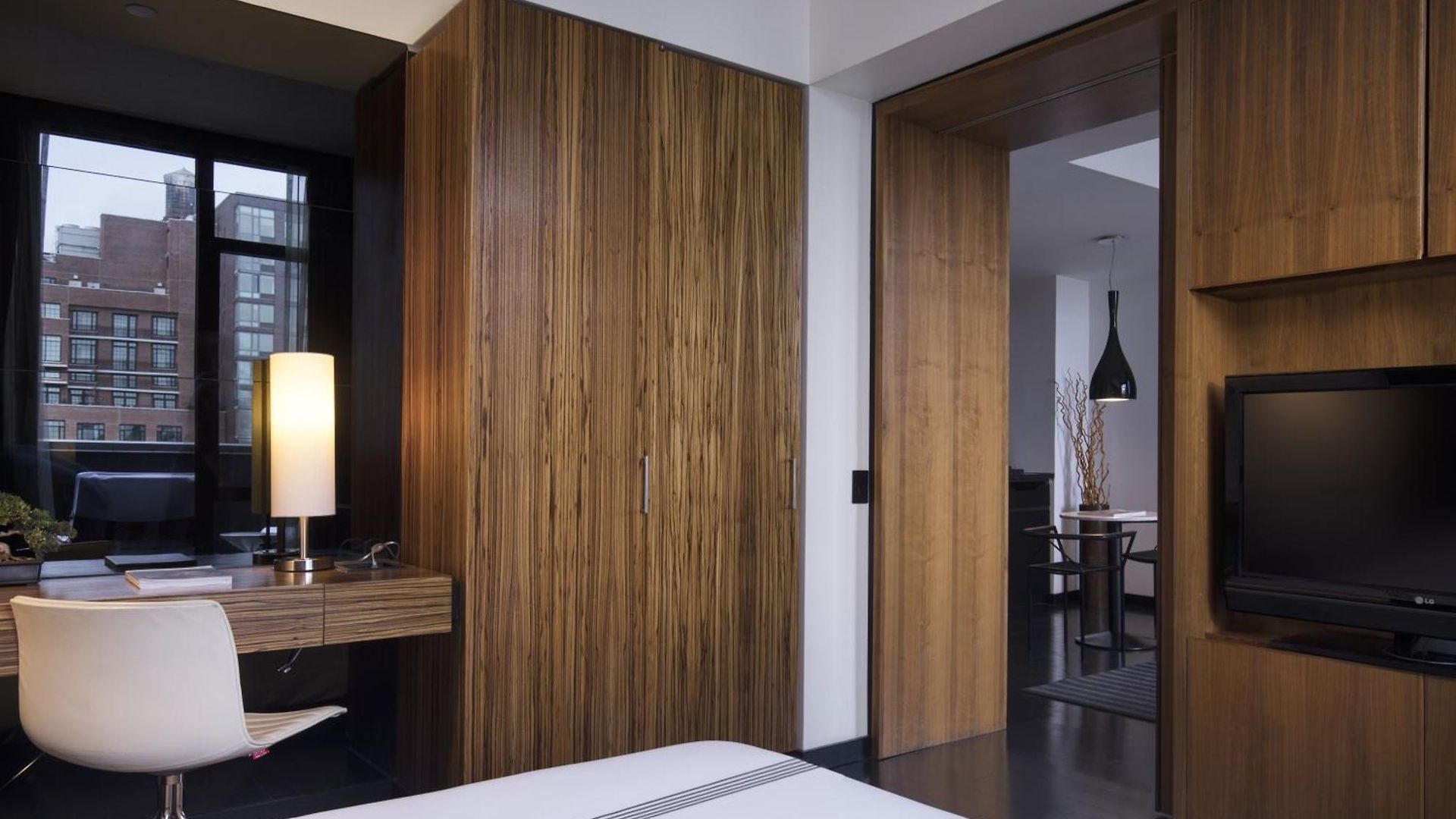 Hotel Sixty Les 4*