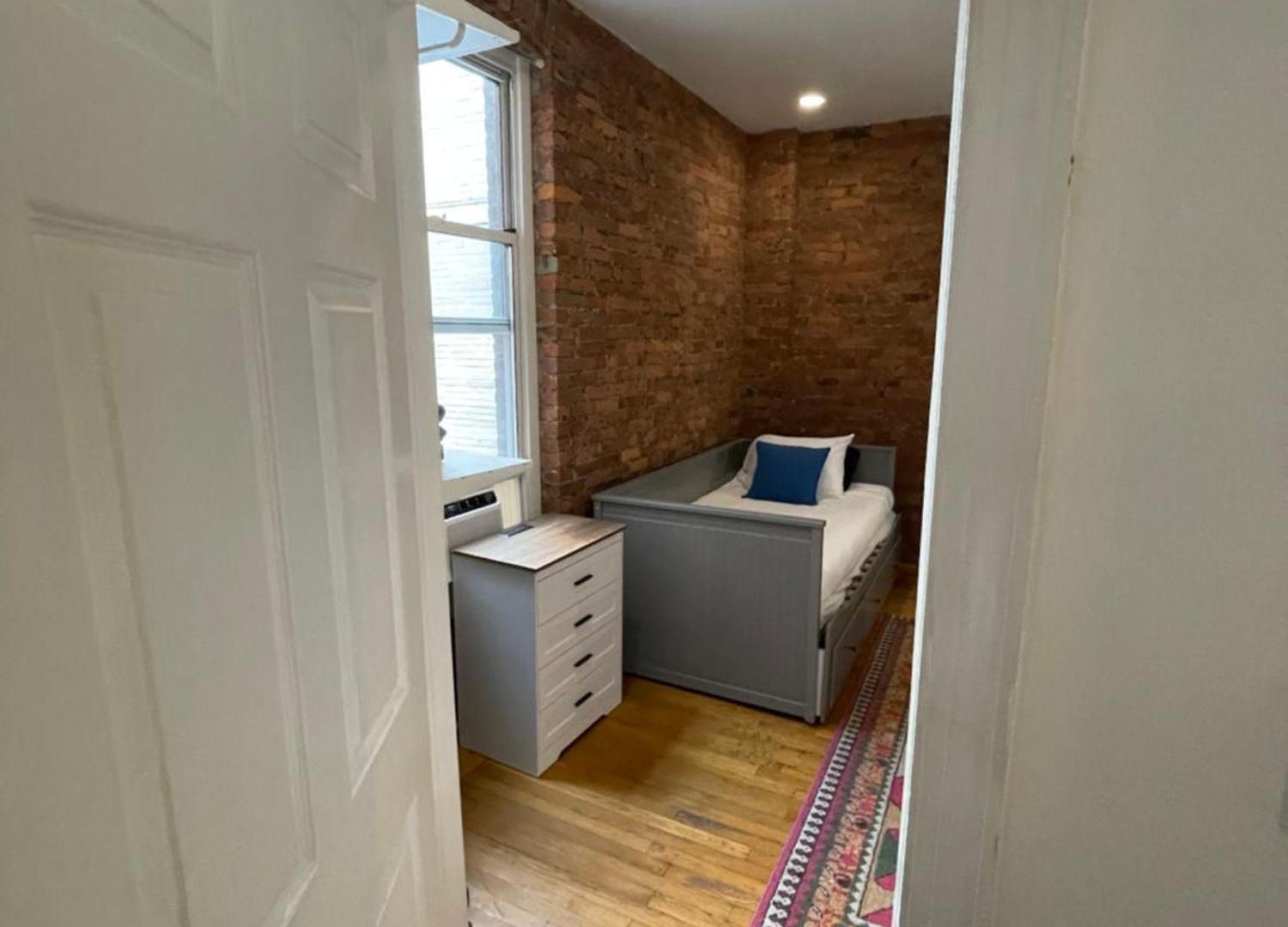 Nest 1 Bedroom With Kitchenette Apartment