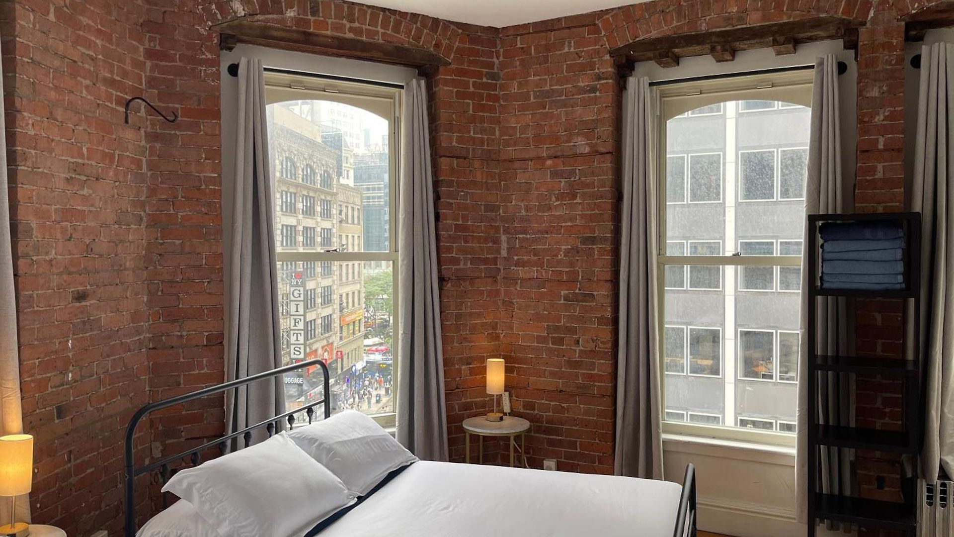 Nest With Kitchenette 3* New York