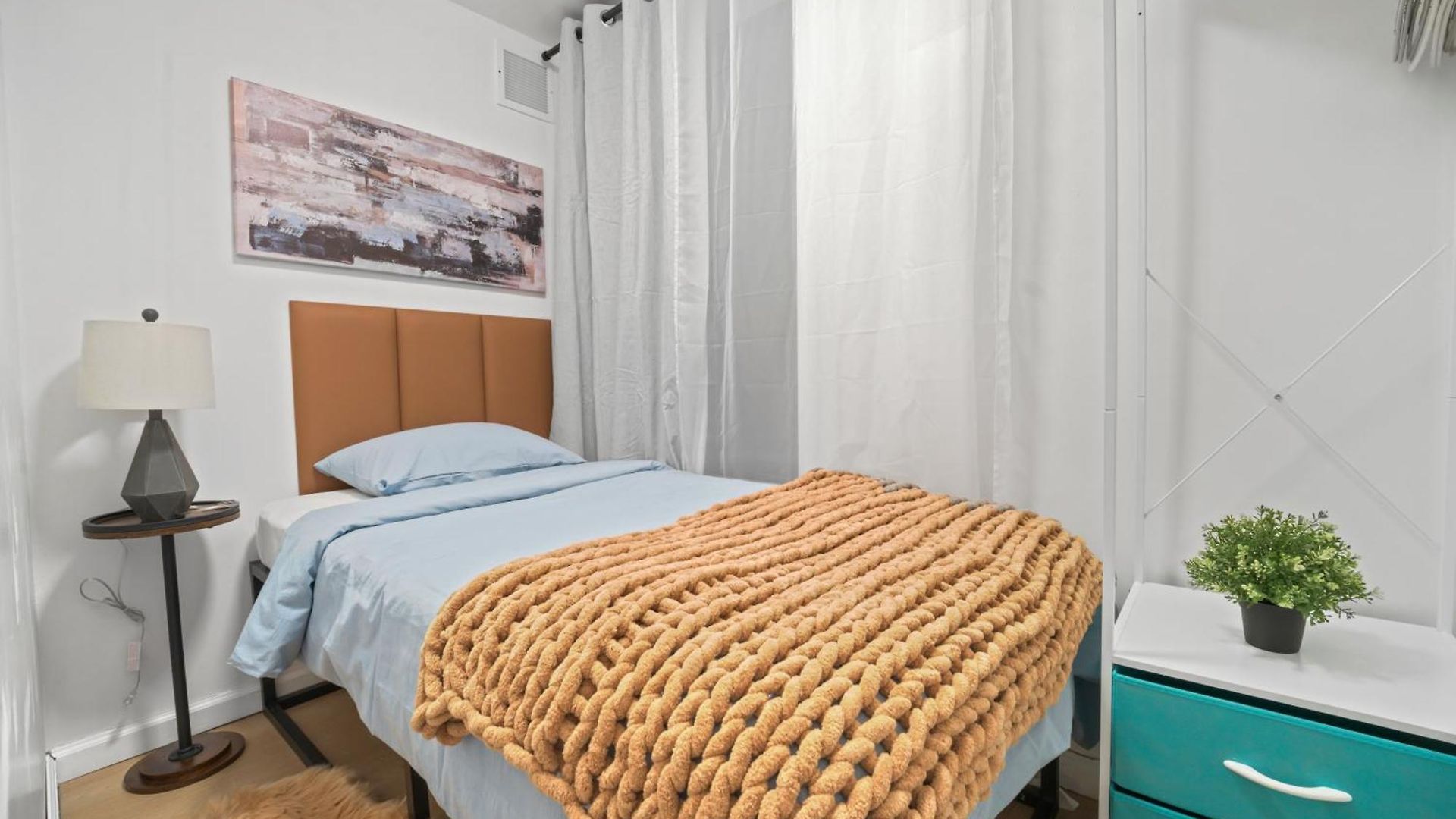 Spacious 4br In Lower Manhattan Apartment *