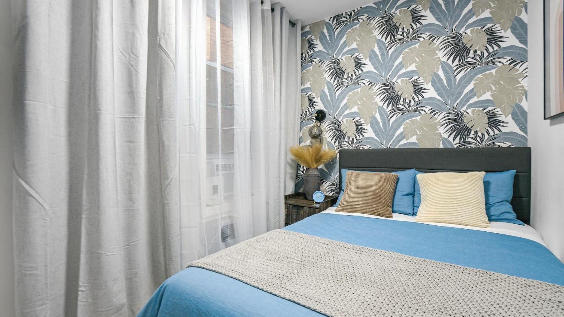 Homelike In The Heart Of China Town Apartment *