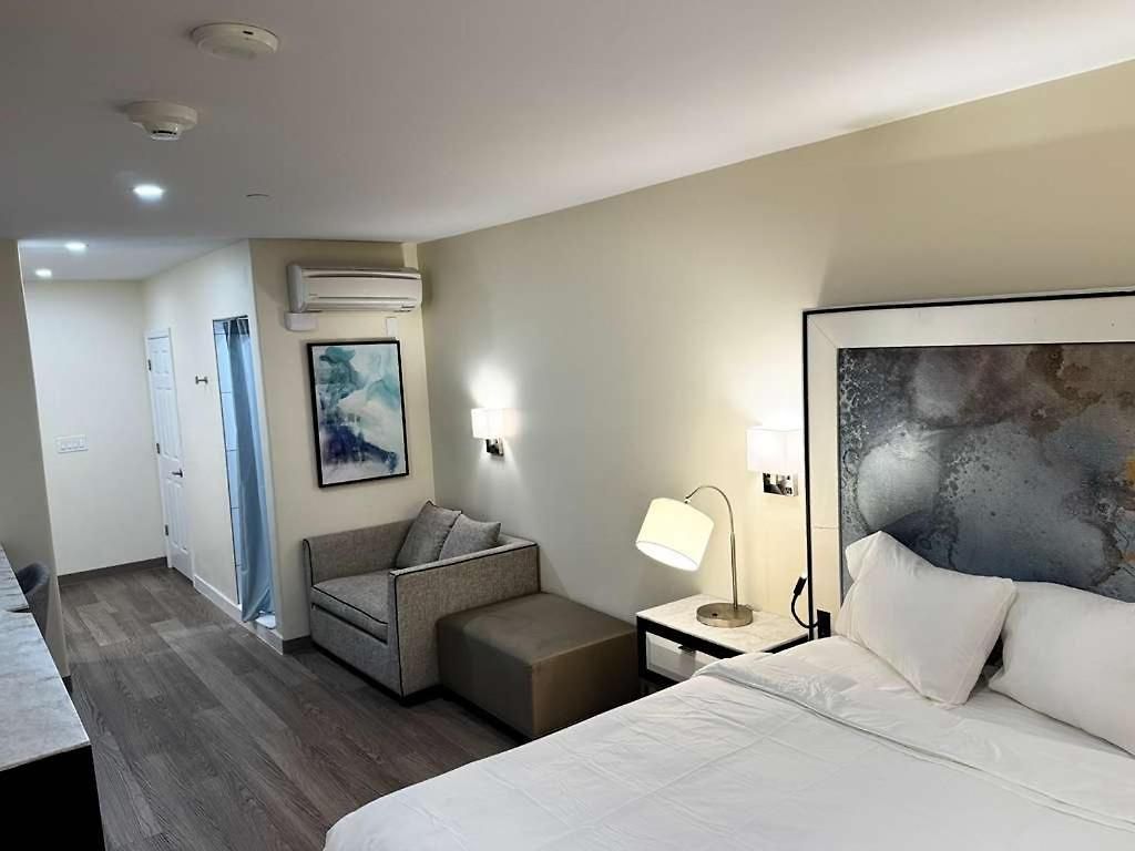 Nova Jfk Hotel 3*