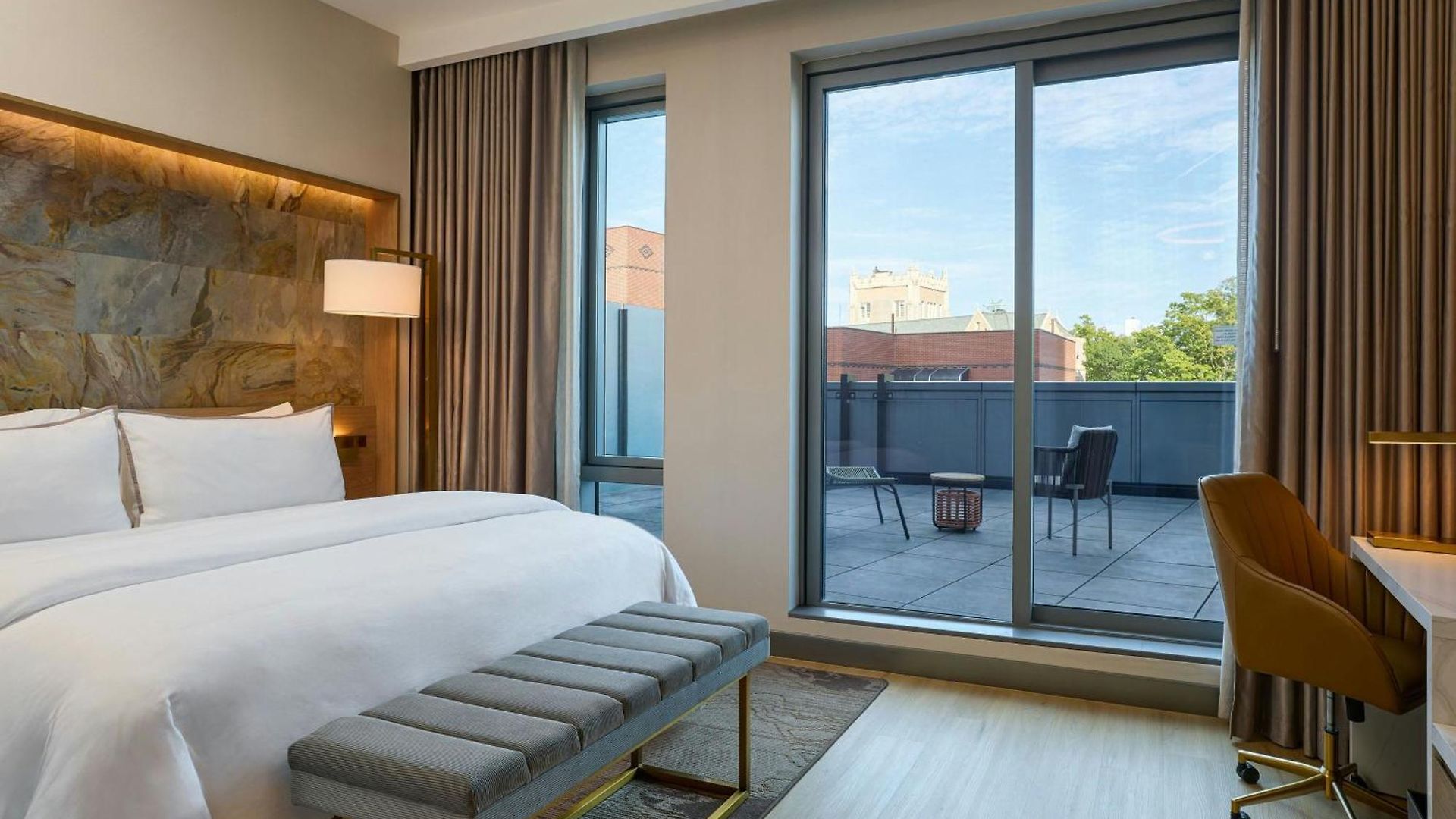 Hotel The Westin Flushing Laguardia Airport New York