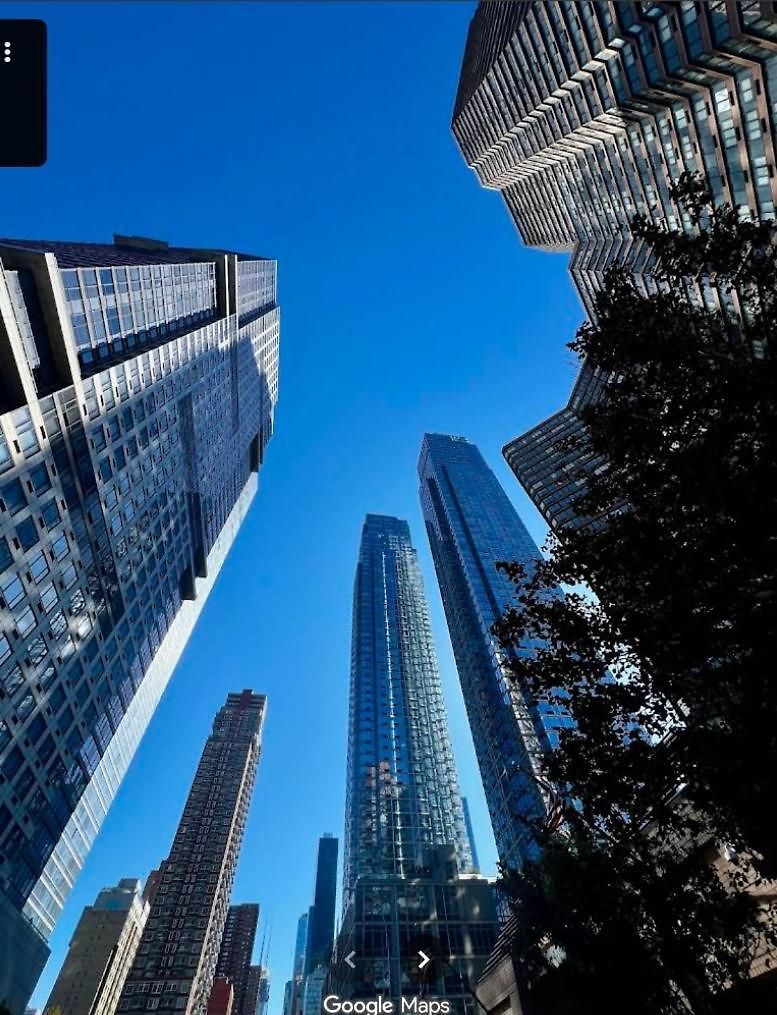 Loft In With Ameneties Building Location In Midtown Apartment New York