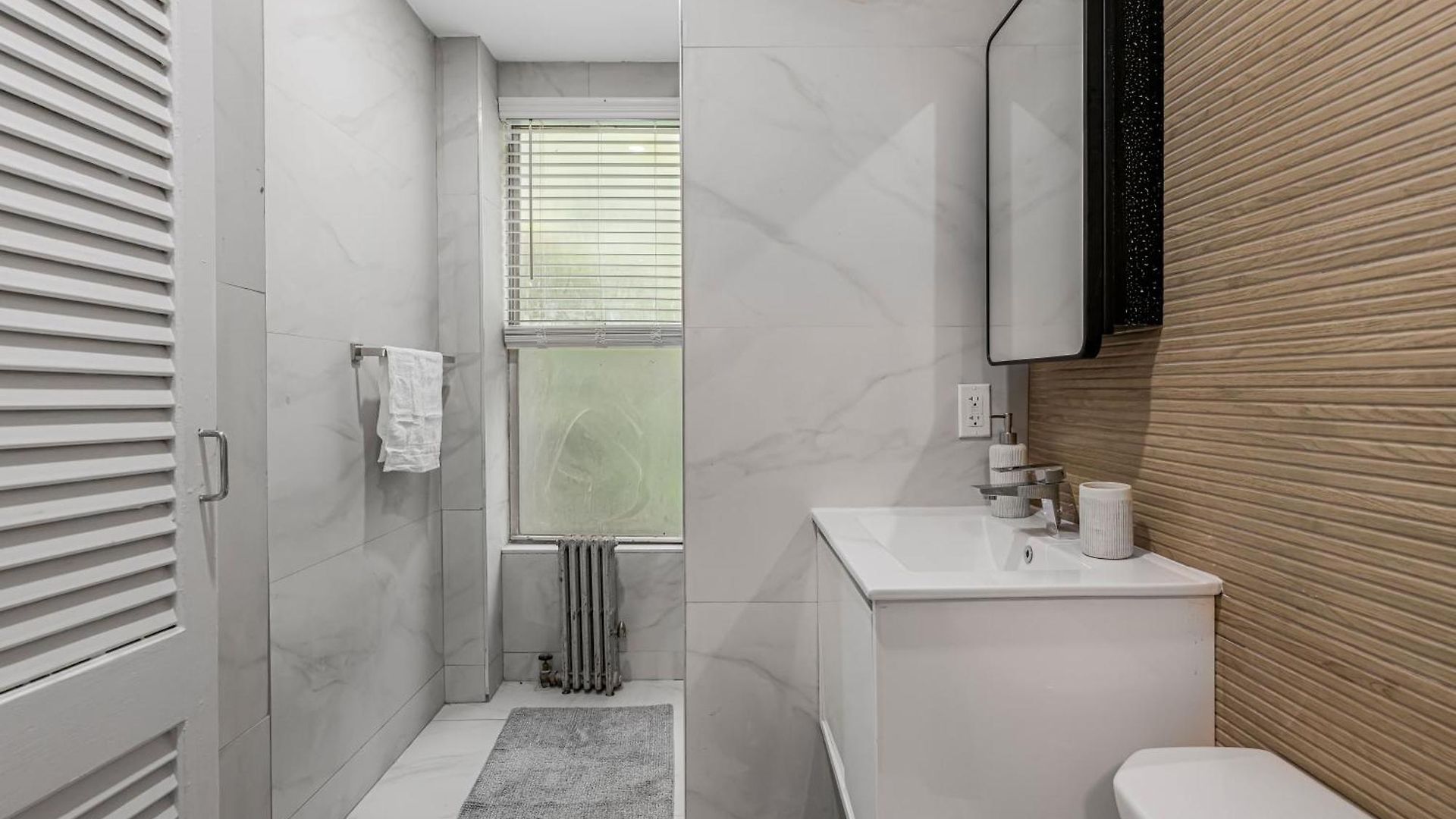Time Square Apartment