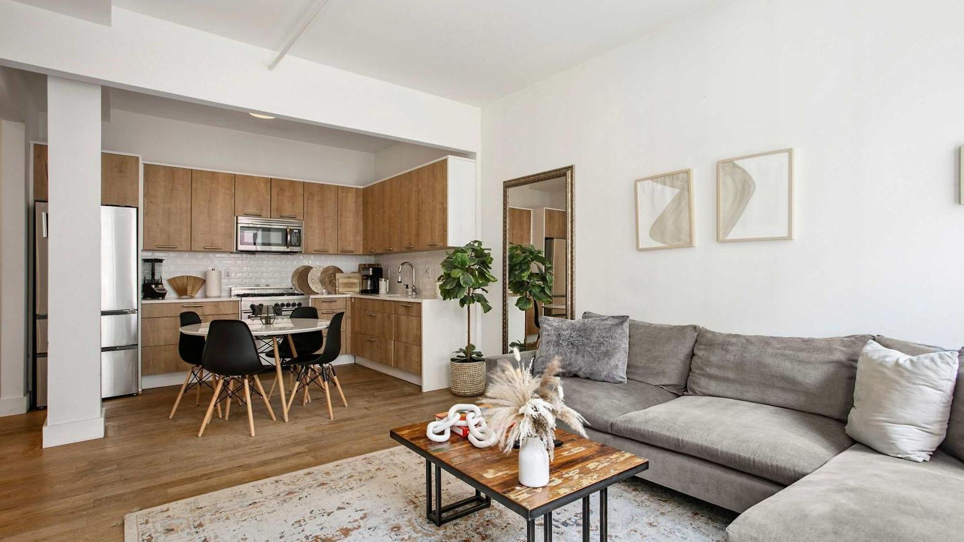 Beautiful And Spacious 2 Bed 2 Bath - Elevator New York