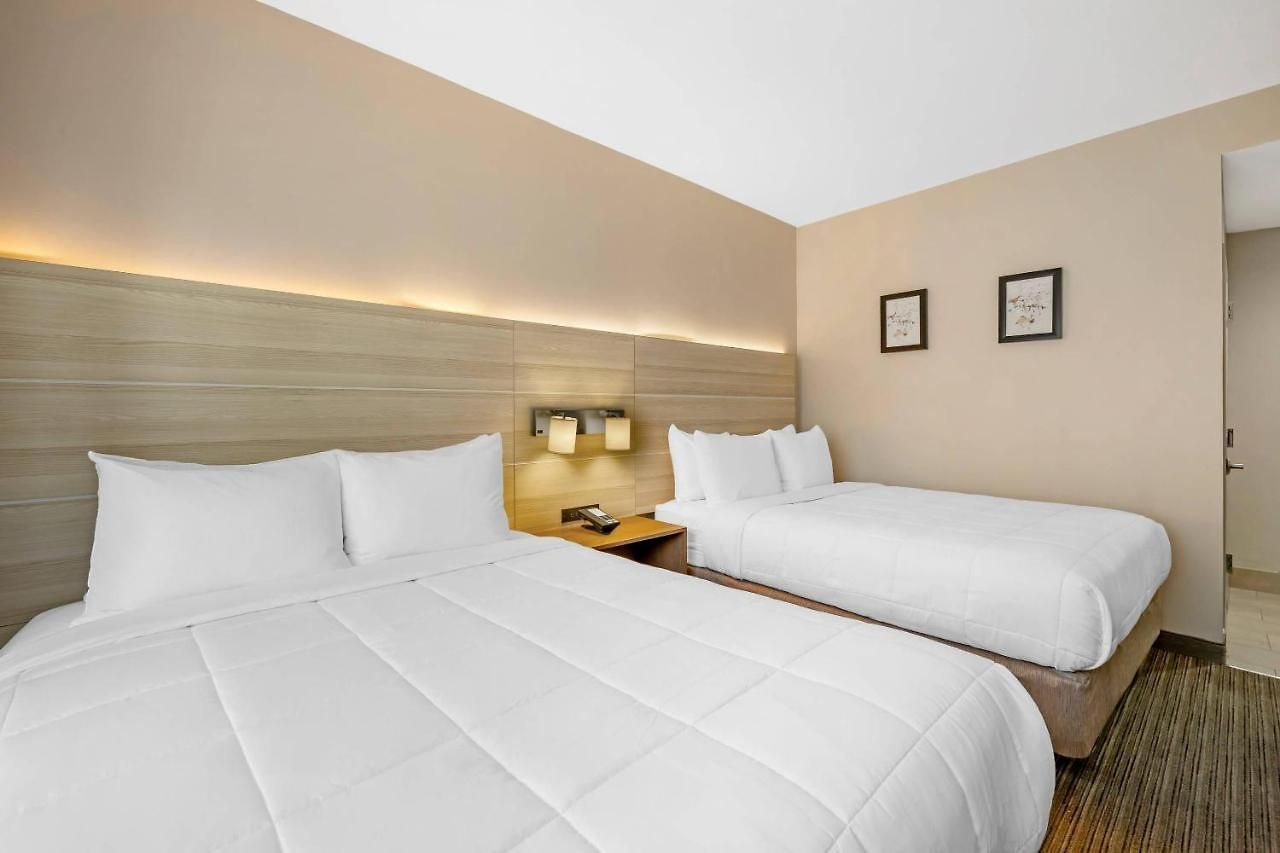 Country & By Radisson, Staten Island New York