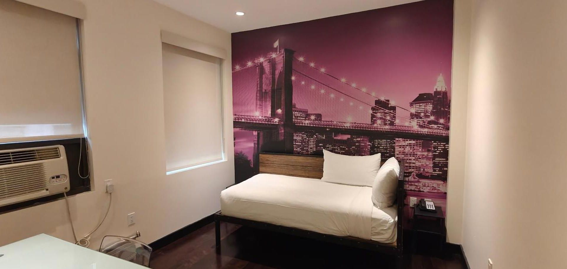 Night Broadway Hotel