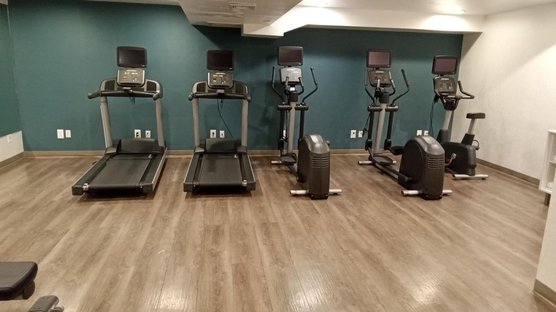 Express Maspeth By Ihg New York
