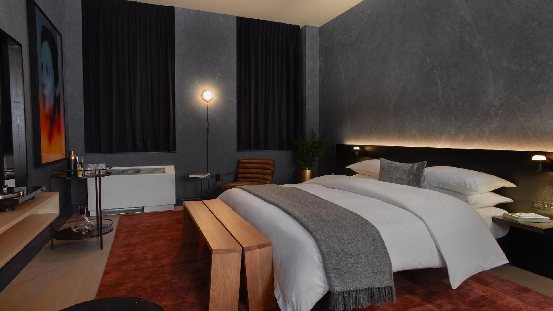 Mint House 70 Pine By Kasa New York
