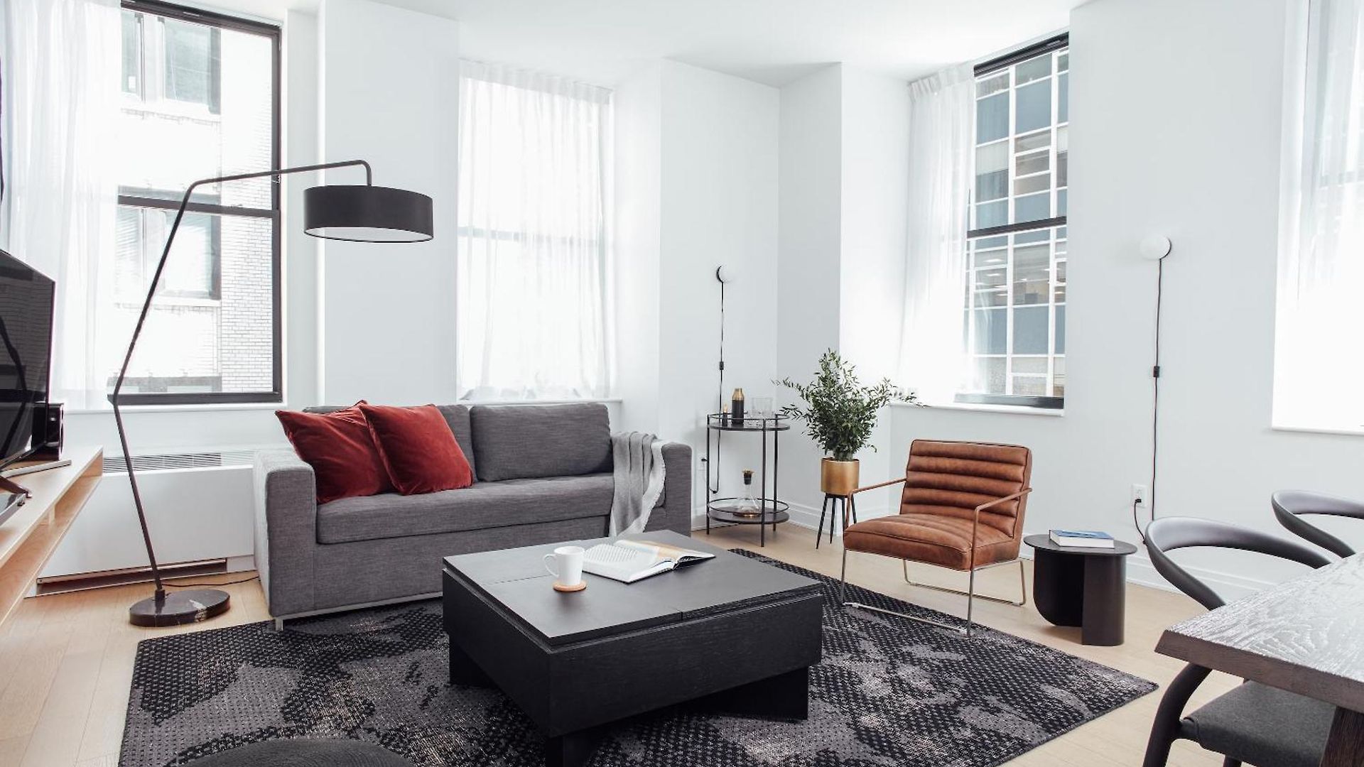 Mint House 70 Pine By Kasa