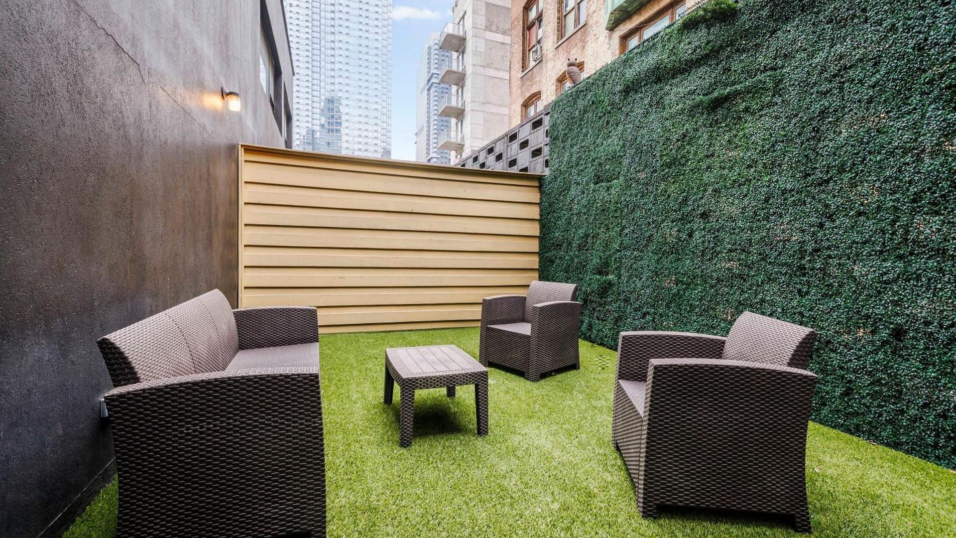 Hudson Yards 3*