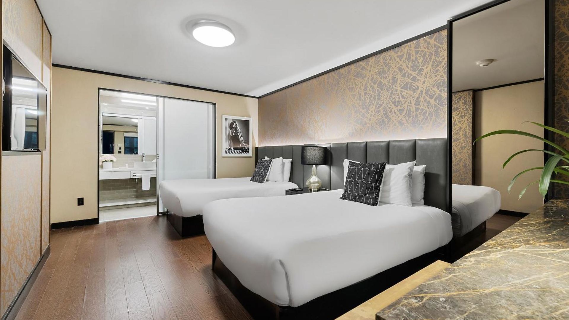Hotel Hudson Yards 3*