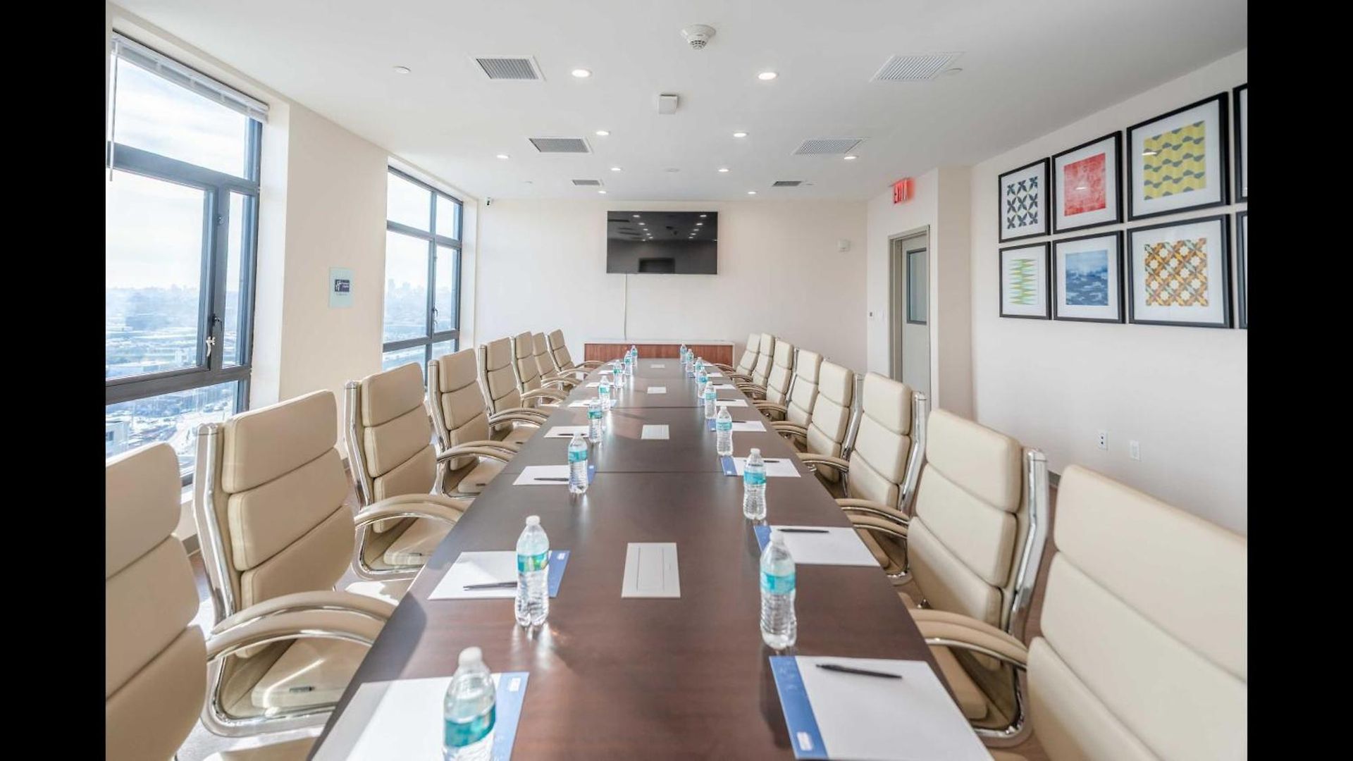 Hotel Express Long Island E - By Ihg New York