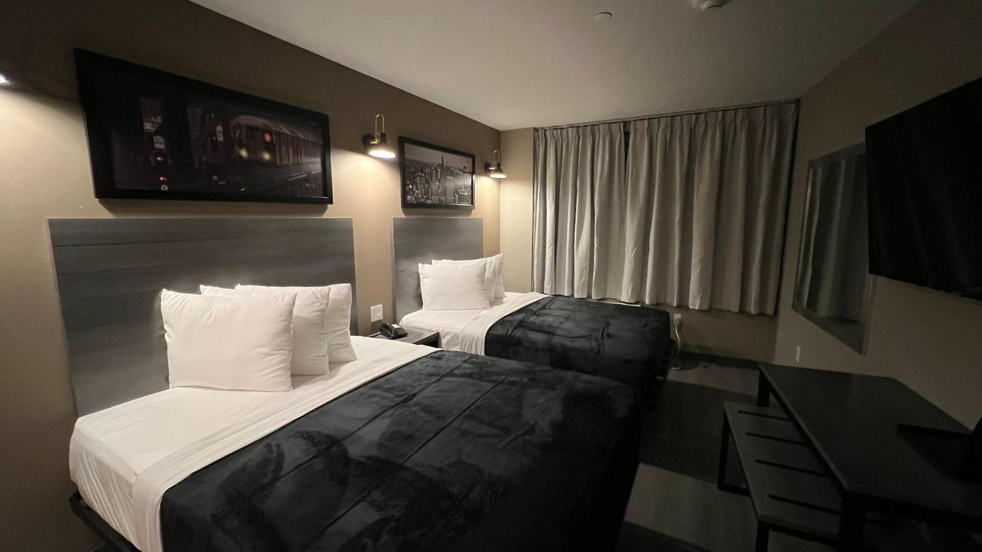 Liv Bronx Grand Opening 4* New York